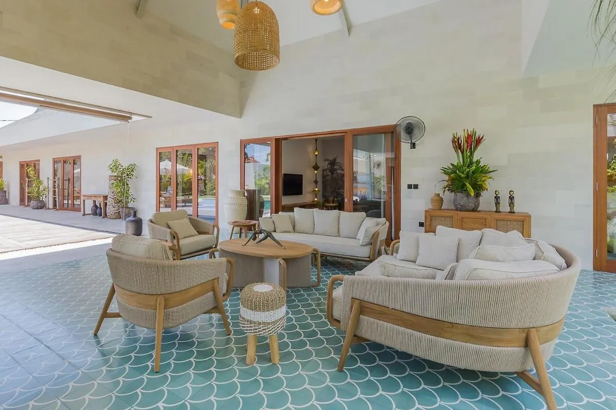 Villa Jinjah Soul Luxury 5Br Villa,18M Pool & Garden 세미냑 인도네시아