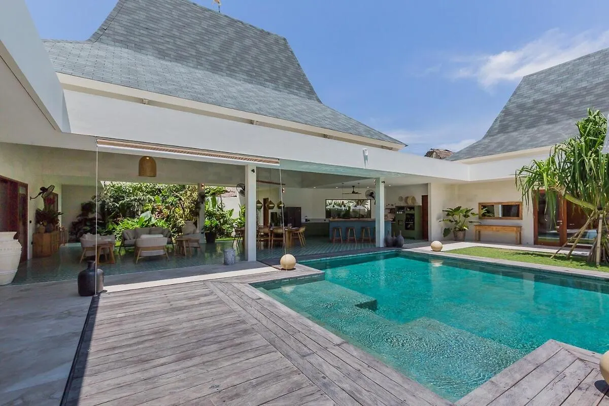 Villa Jinjah Soul Luxury 5Br Villa,18M Pool & Garden 세미냑