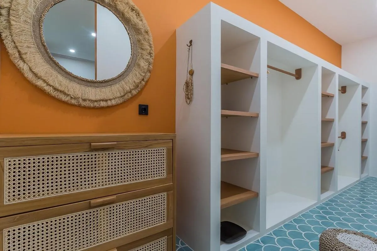 Villa Jinjah Soul Luxury 5Br Villa,18M Pool & Garden 세미냑